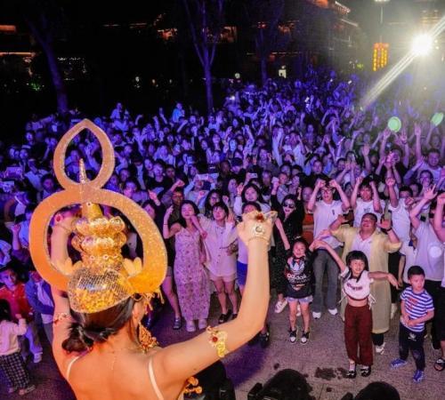 後海潑水文化節